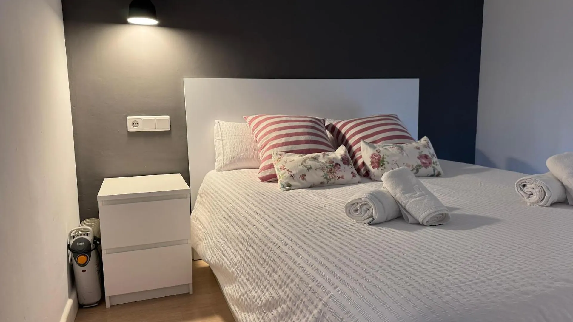 Apartamento San Basilio Bookish Place Cordoba 0*,  Spain